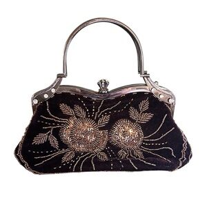 Elegant Black Beaded Handbag Vintage vibes party special kiss closure bohemian
